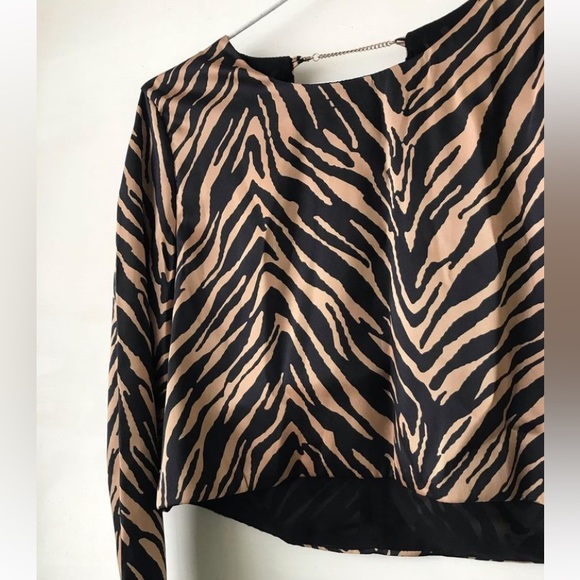 Zara Animal Print Top - Picture 2 of 5